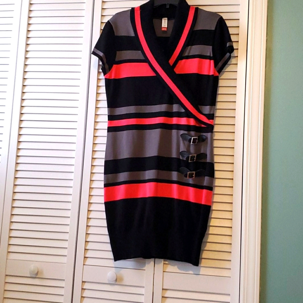 Long short sleeve sweater